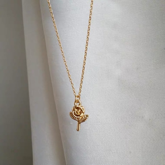 Golden Rosebud Rose Necklace Collar Choker - Picture 4 of 12